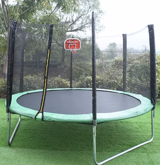Nuovo arrivo grande trampolino da esterno 12FT in vendita con canestro da basket